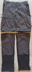 Spodnie trekkingowe z odpinanymi nogawkami na wysokości kolan